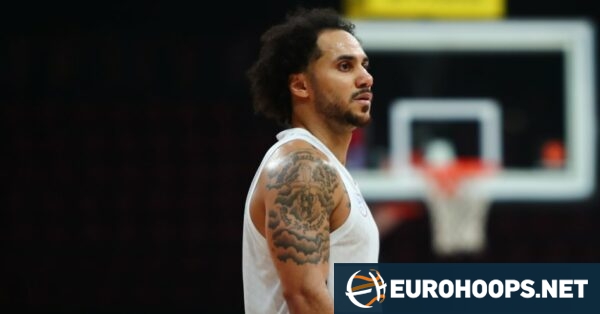 Anadolu Efes Star Shane Larkin Out for Two Months