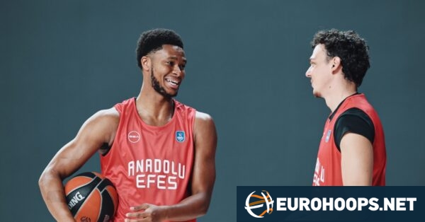 Cole Swider Shines in Anadolu Efes' Preseason Win