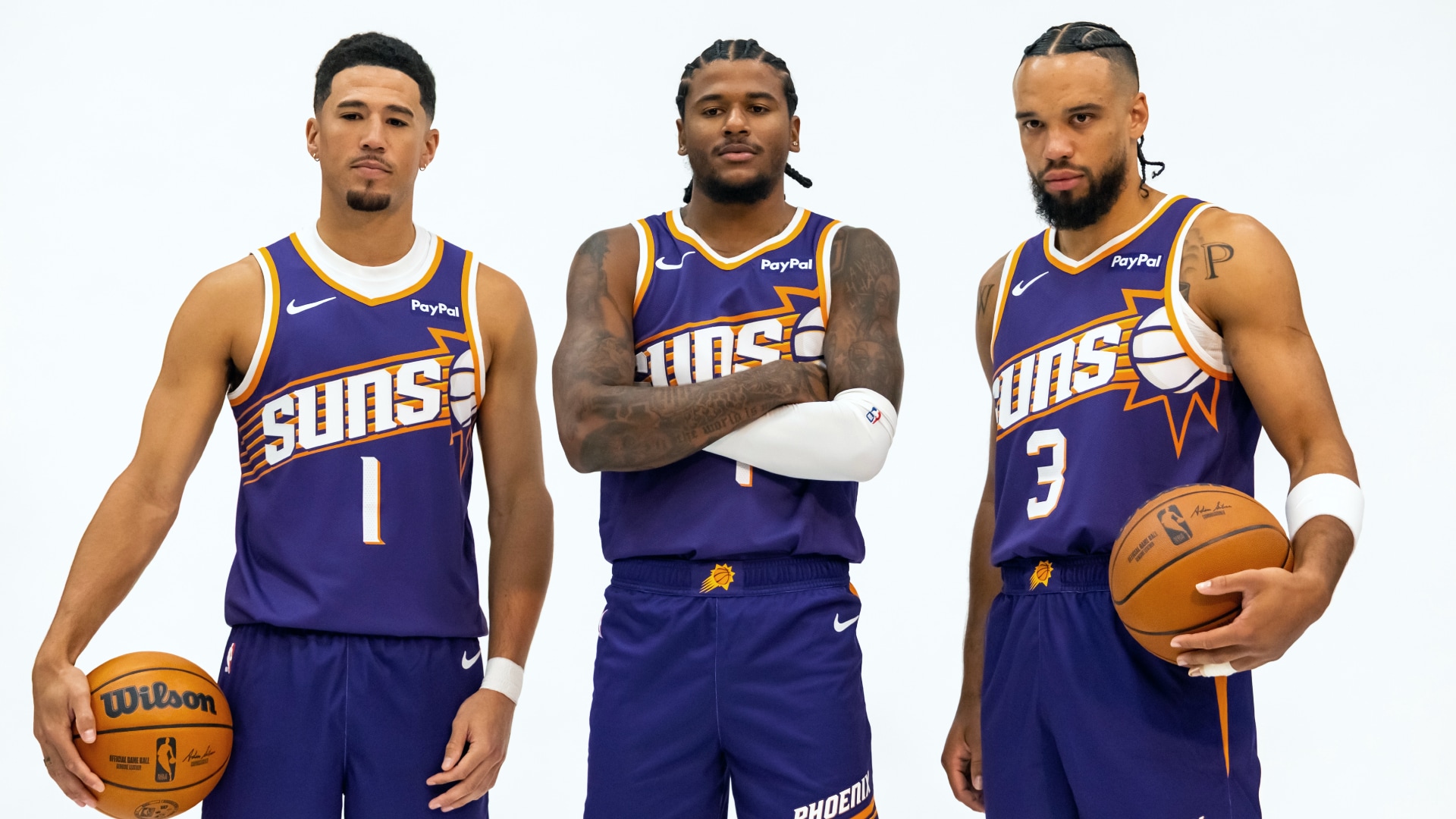 Booker Provides Stability for New-Look Phoenix Suns