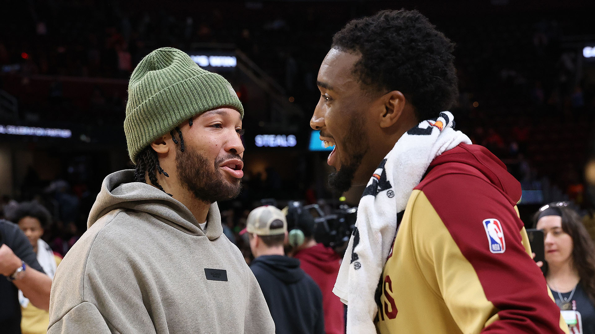 Cavs, Knicks Lead New-Look Eastern Conference