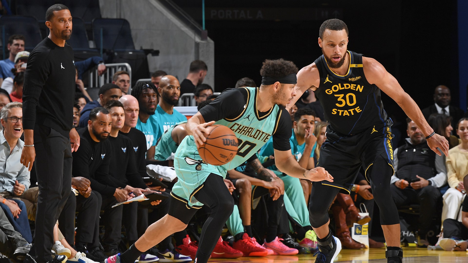 Curry Brothers Finally Teaming Up on Warriors