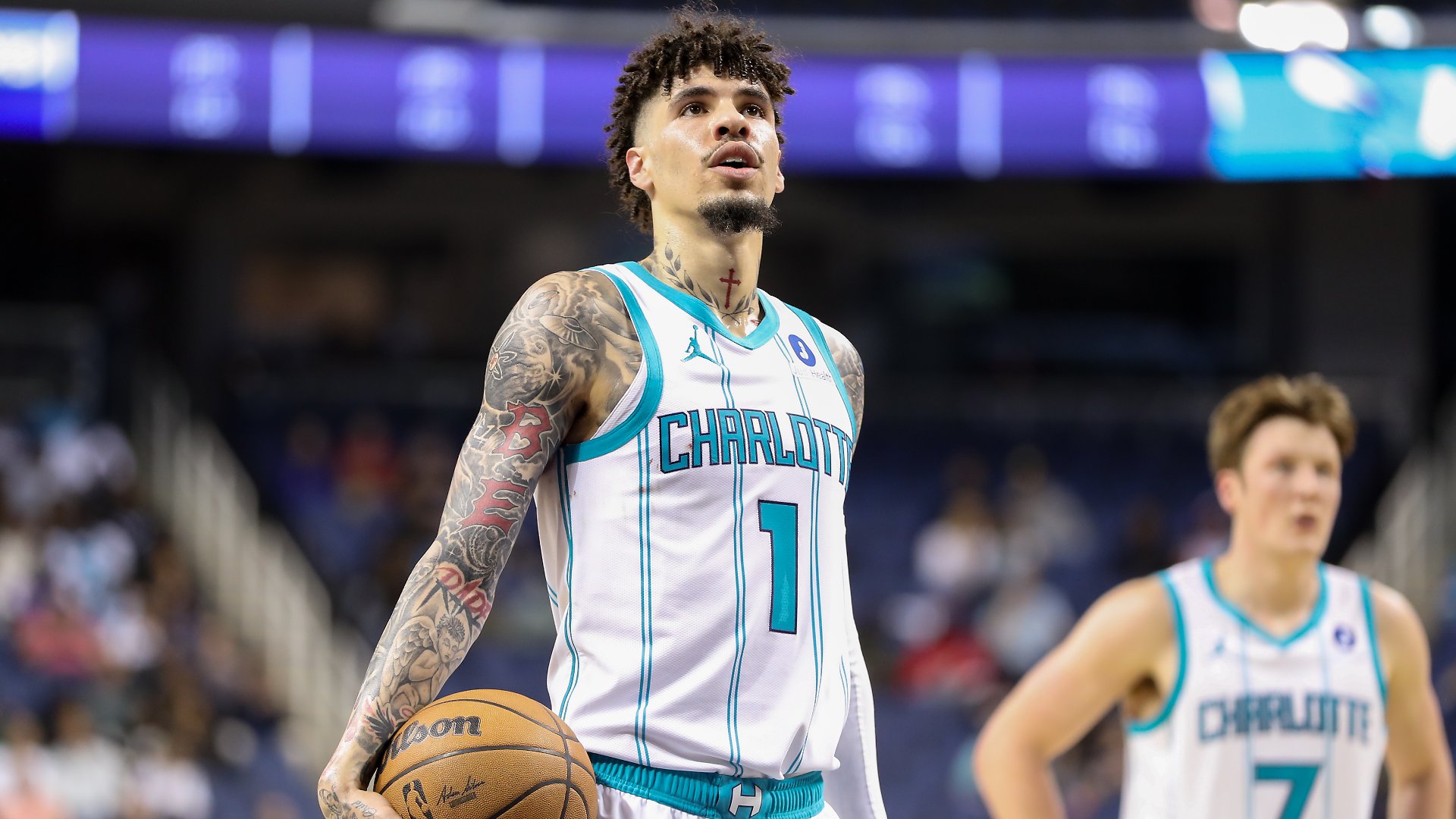 Hornets Face Pelicans Without Injured LaMelo Ball