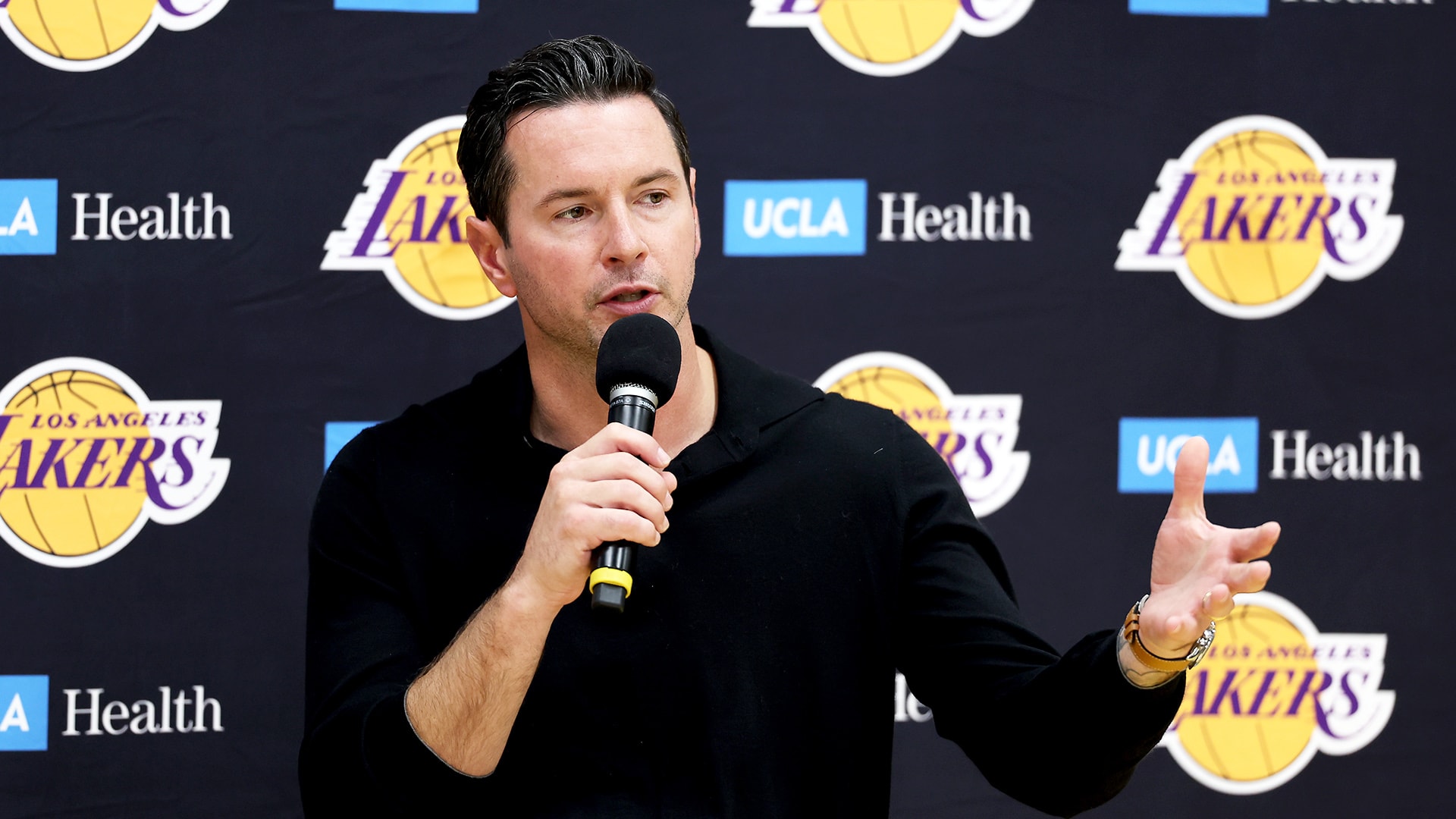 Lakers Secure Coach Redick, Plan Future with Stars