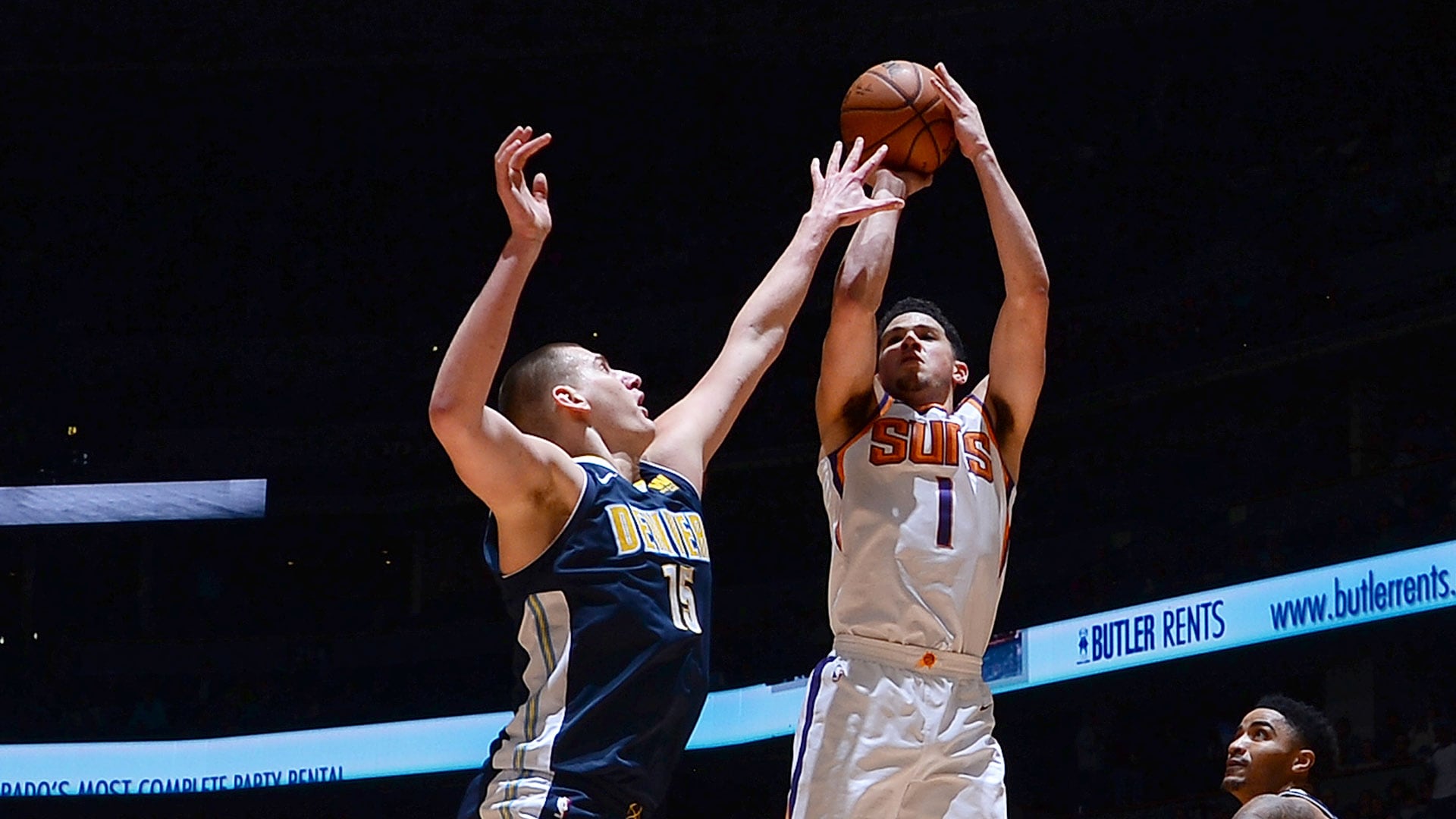 NBA Saturday: Thunder Stay Perfect, Jokić Notches Triple-Double