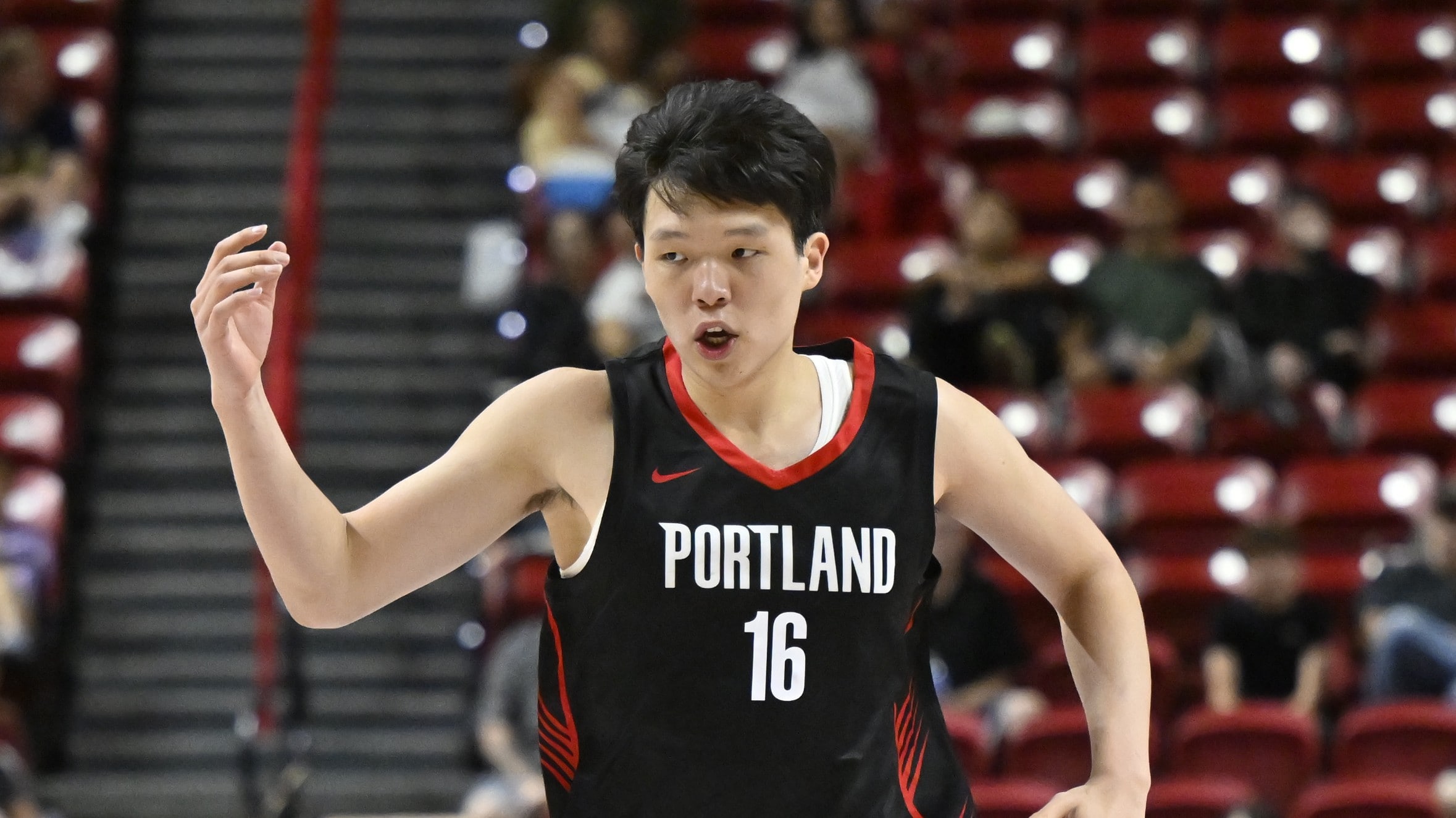 Rupert Stars as Blazers Defeat Warriors