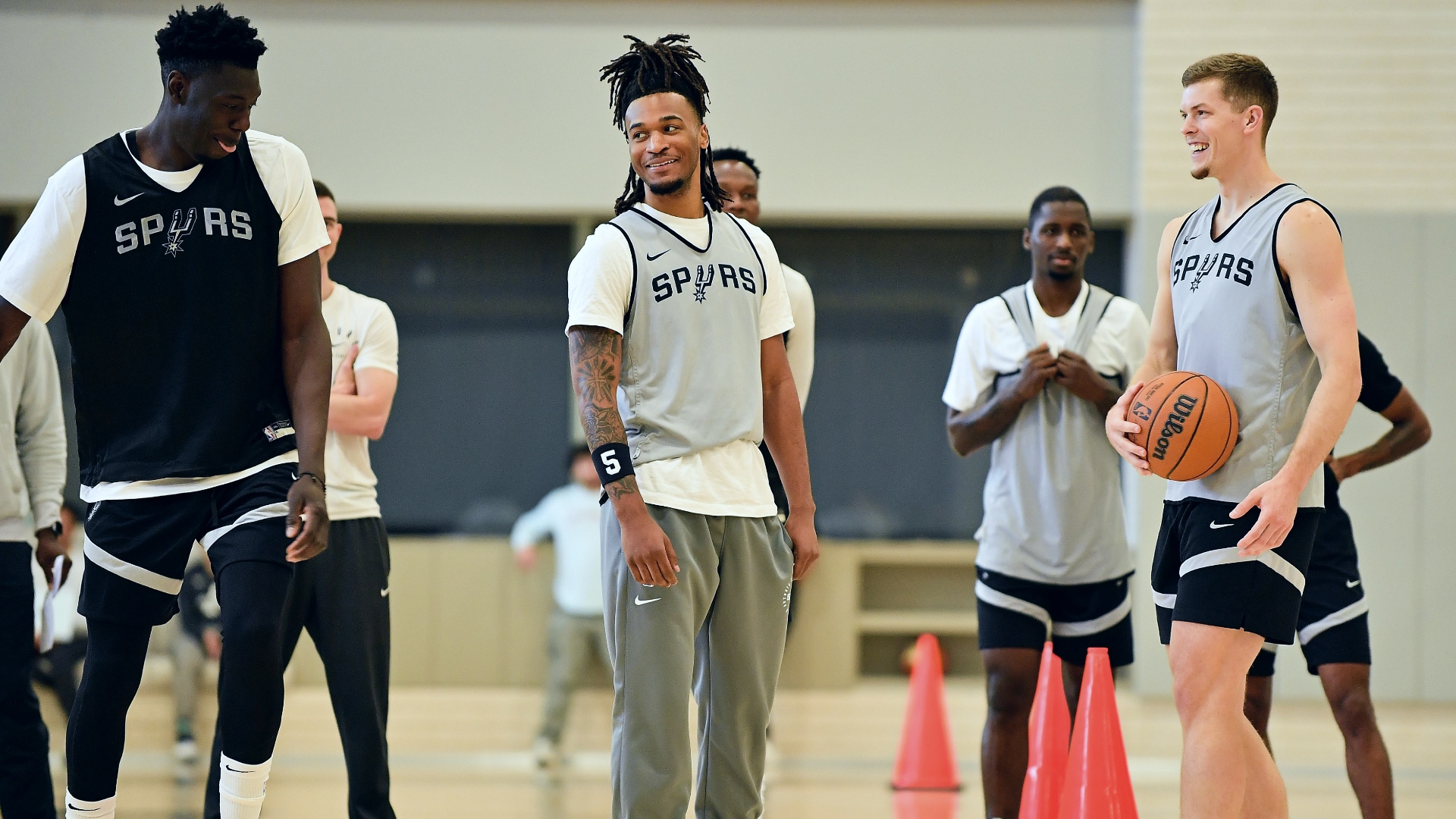 Spurs Bring Hope to Flood-Affected Texas Students
