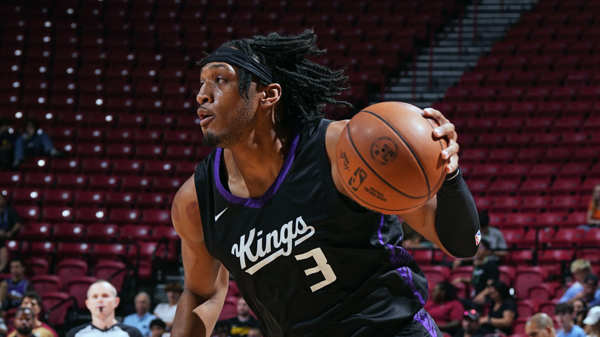 Summer League Stars Shine in Semifinal Action