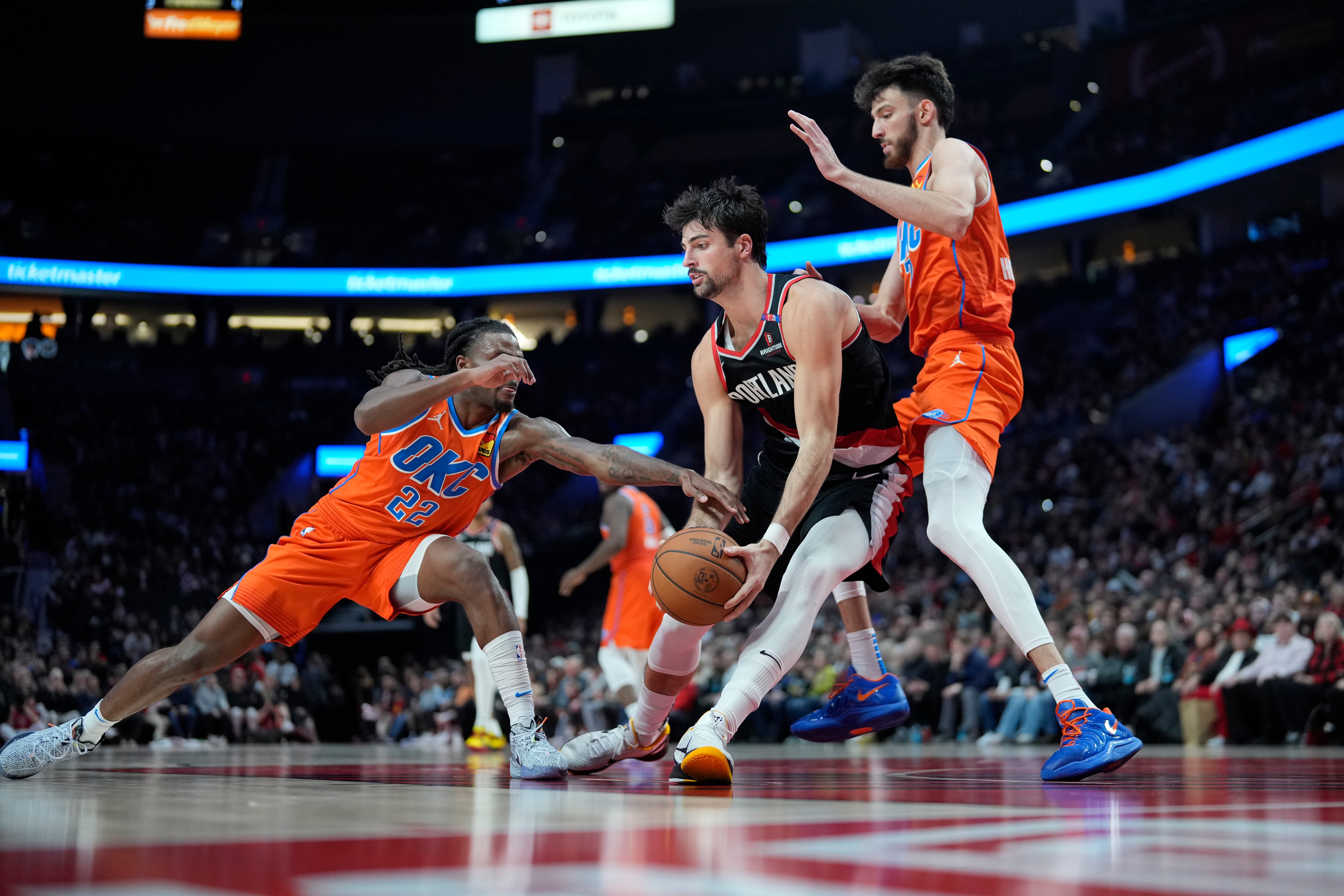 Thunder vs. Trail Blazers: A Clash of Styles