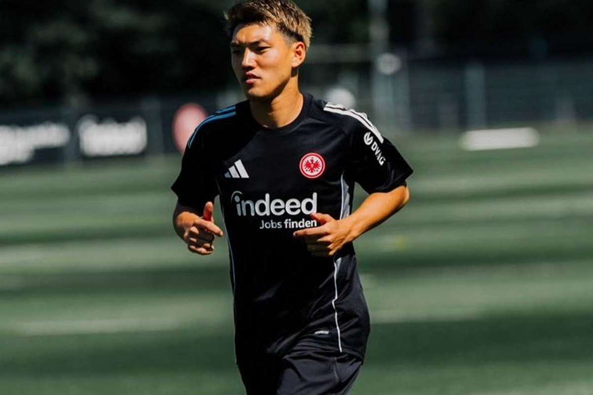 Ritsu Doan Joins Eintracht Frankfurt, Declines Premier League Offers