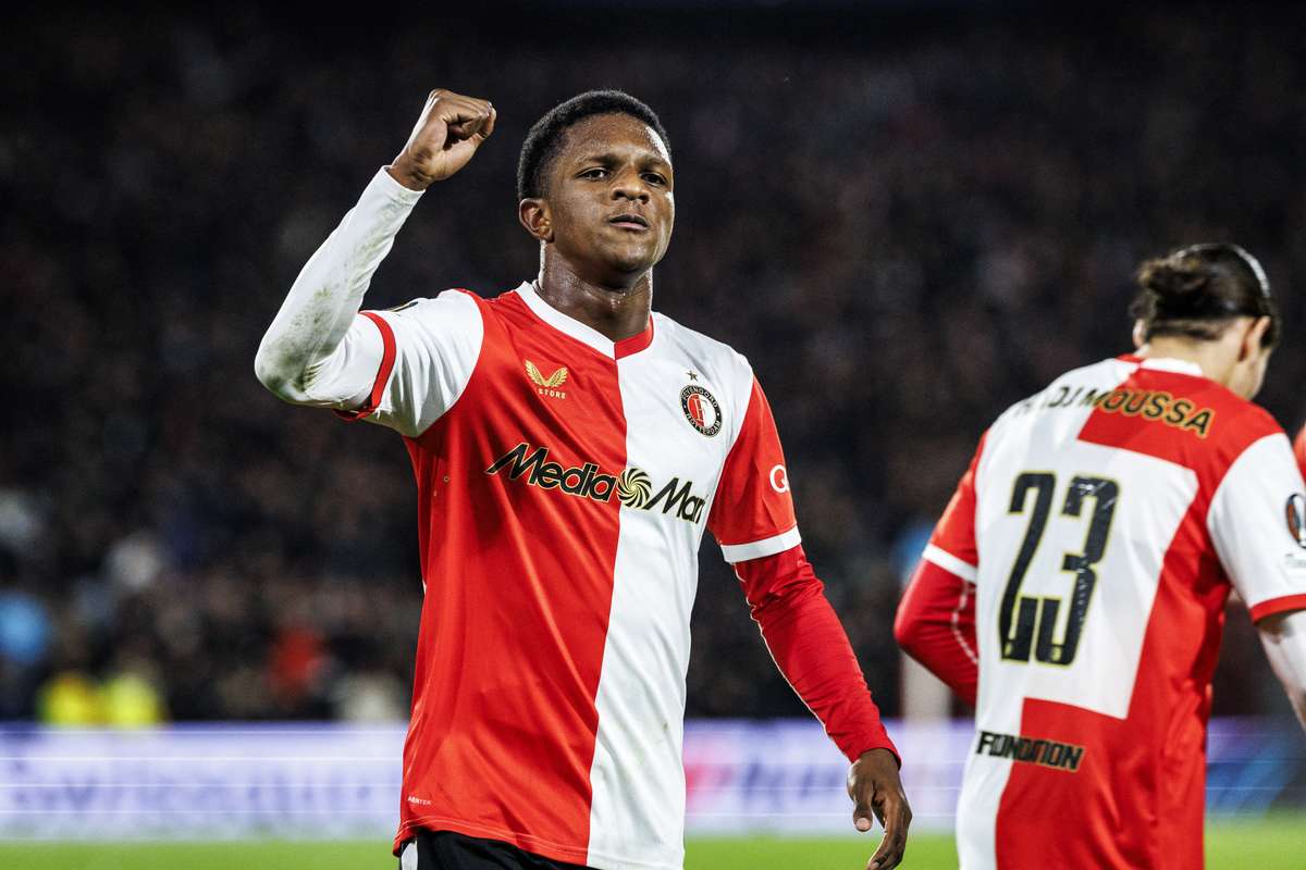 Top European Clubs Eye Feyenoord's Givairo Read