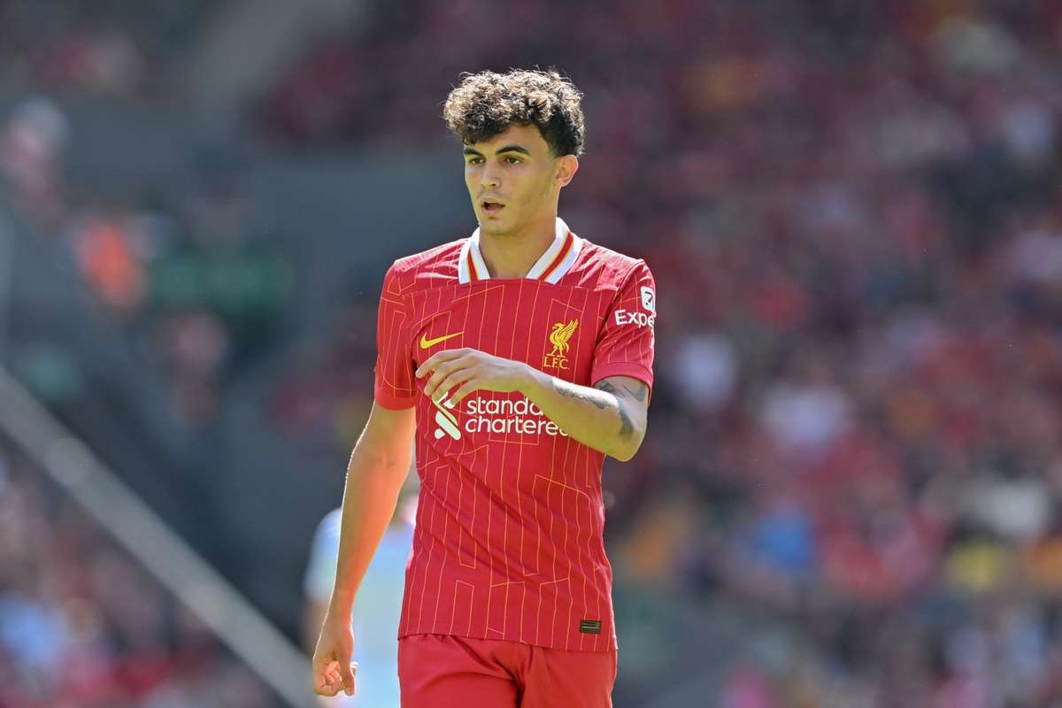 Bajcetic Nears Return, Ready to Impress Slot at Liverpool