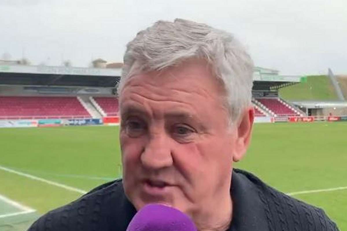 Blackpool Leading Race for Striker Dale Taylor