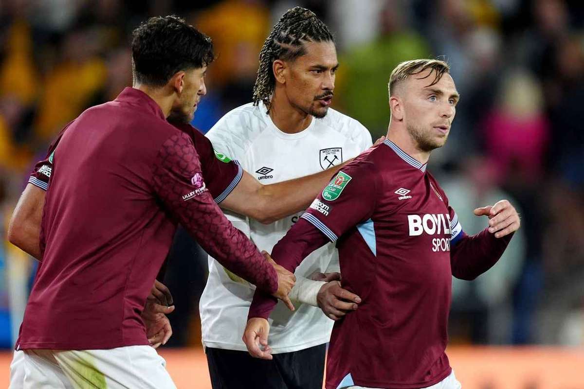 Potter Seeks Unity After Bowen's Fan Clash, Cup Exit