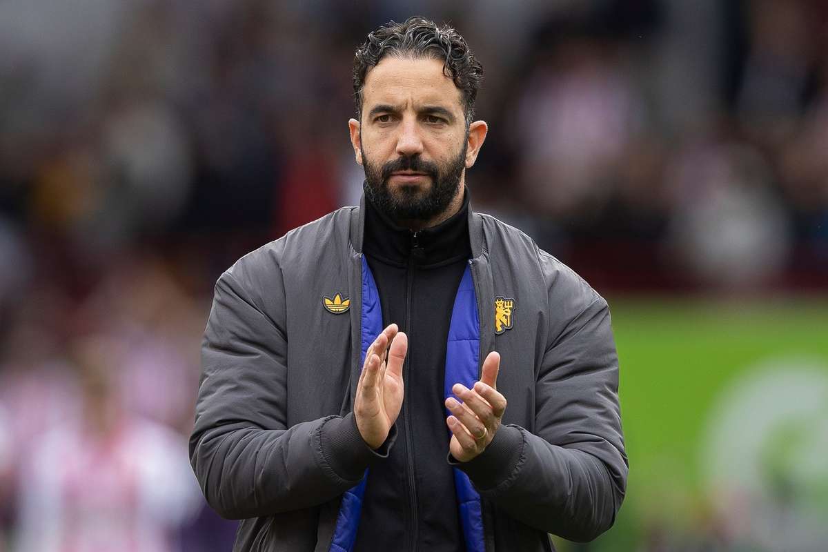 Shearer Explains Why United Keeps Amorim Despite Struggles