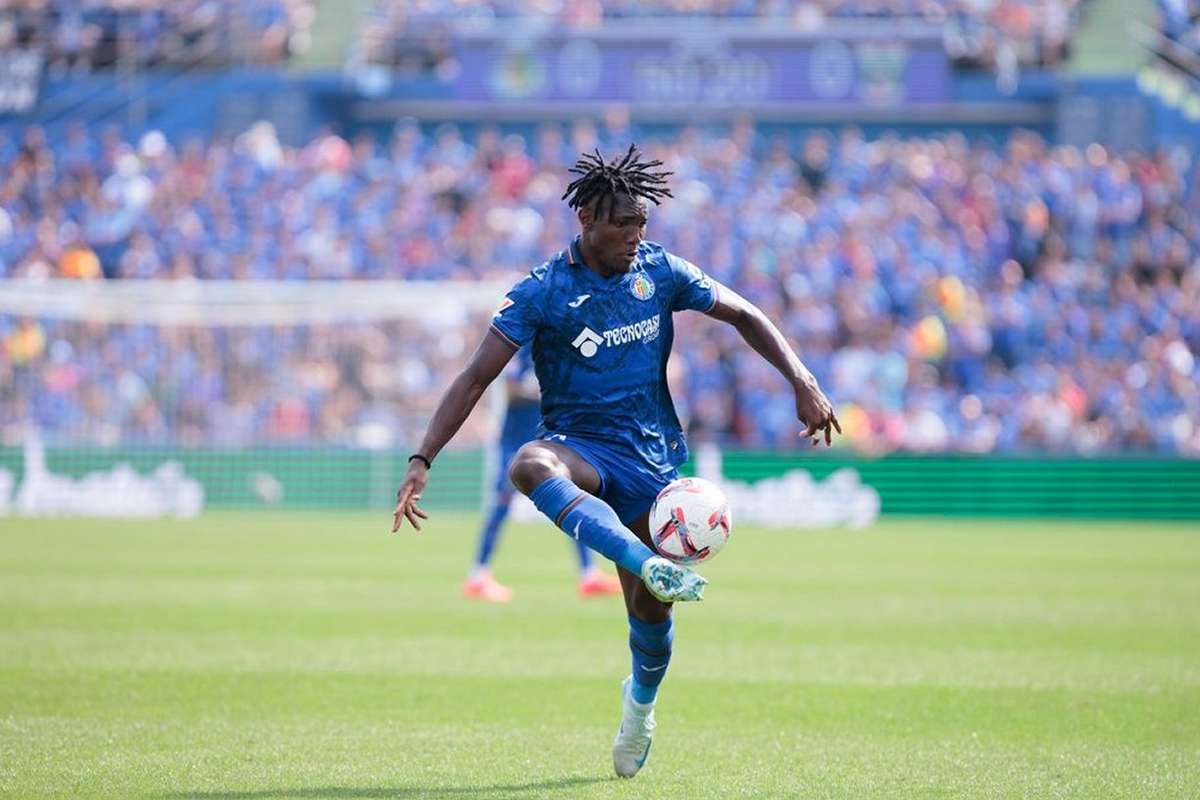 Uche's Palace Transfer Depends on Game Time