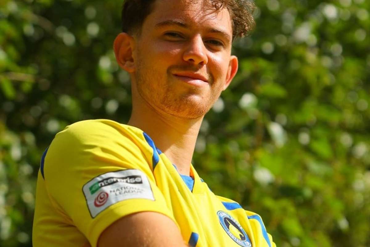 Man Utd Defender Louis Jackson Joins Solihull Moors on Loan