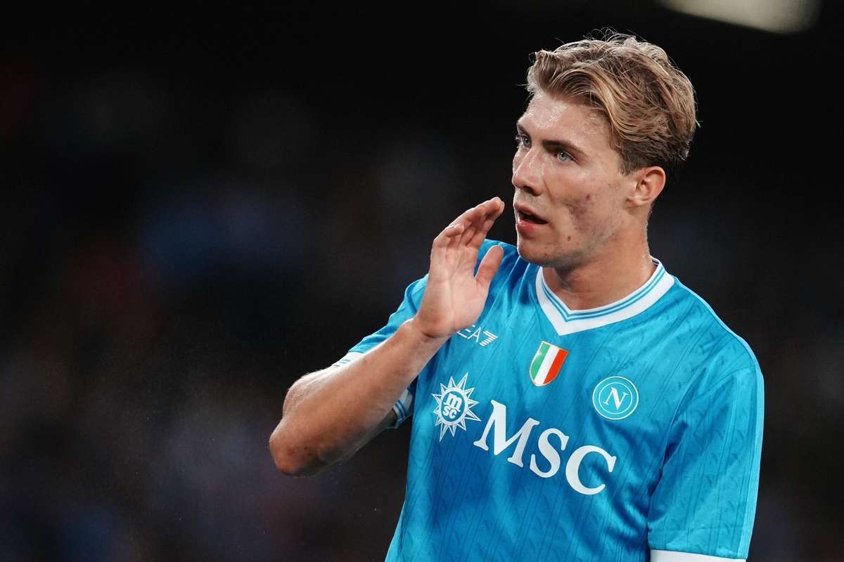 Scholes Questions Man Utd's Hojlund Loan Decision