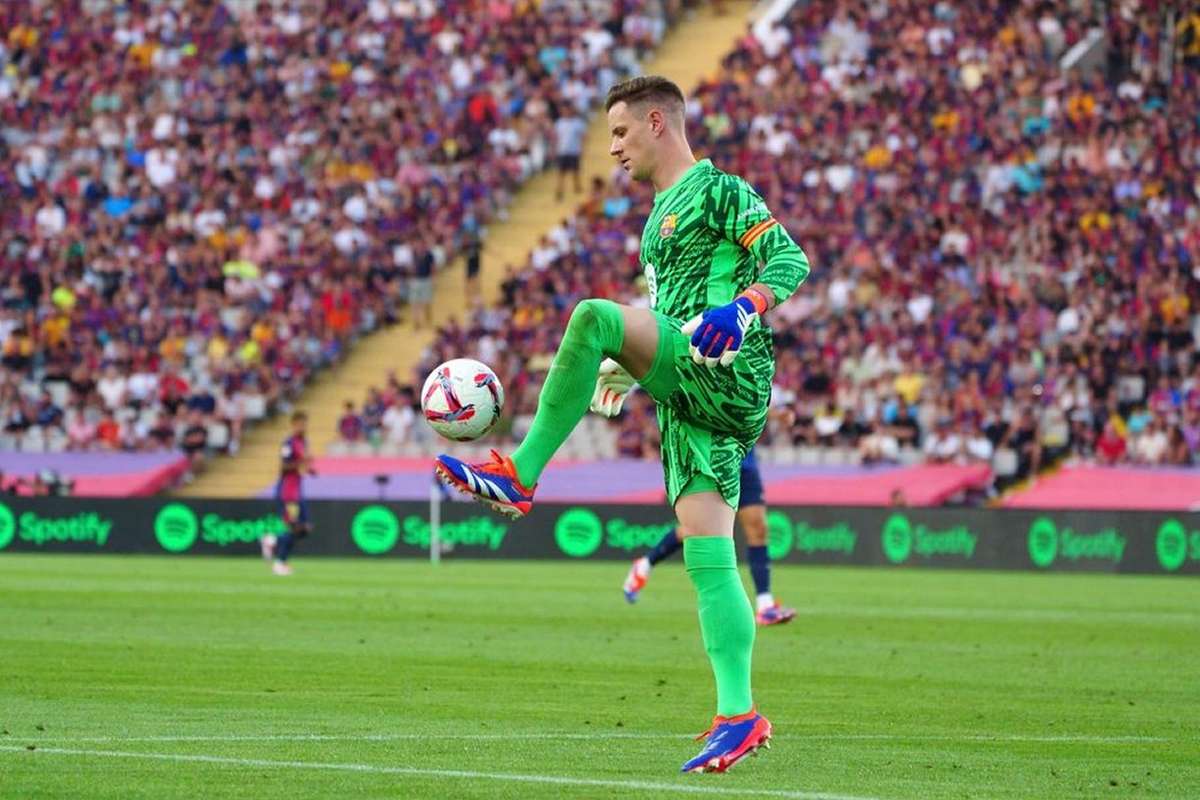 Schuster Advises Ter Stegen to Leave Barcelona