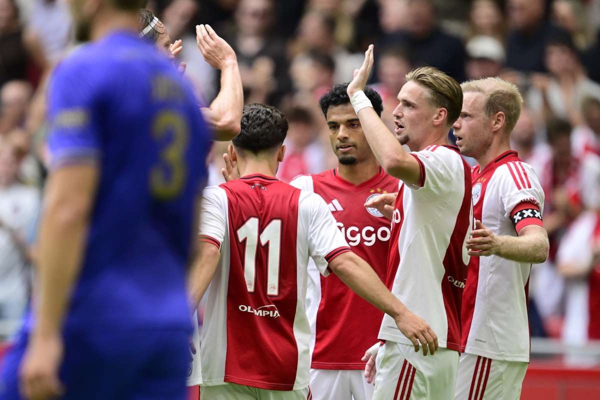 Ajax Draw with Monaco, Brobbey Injury a Concern