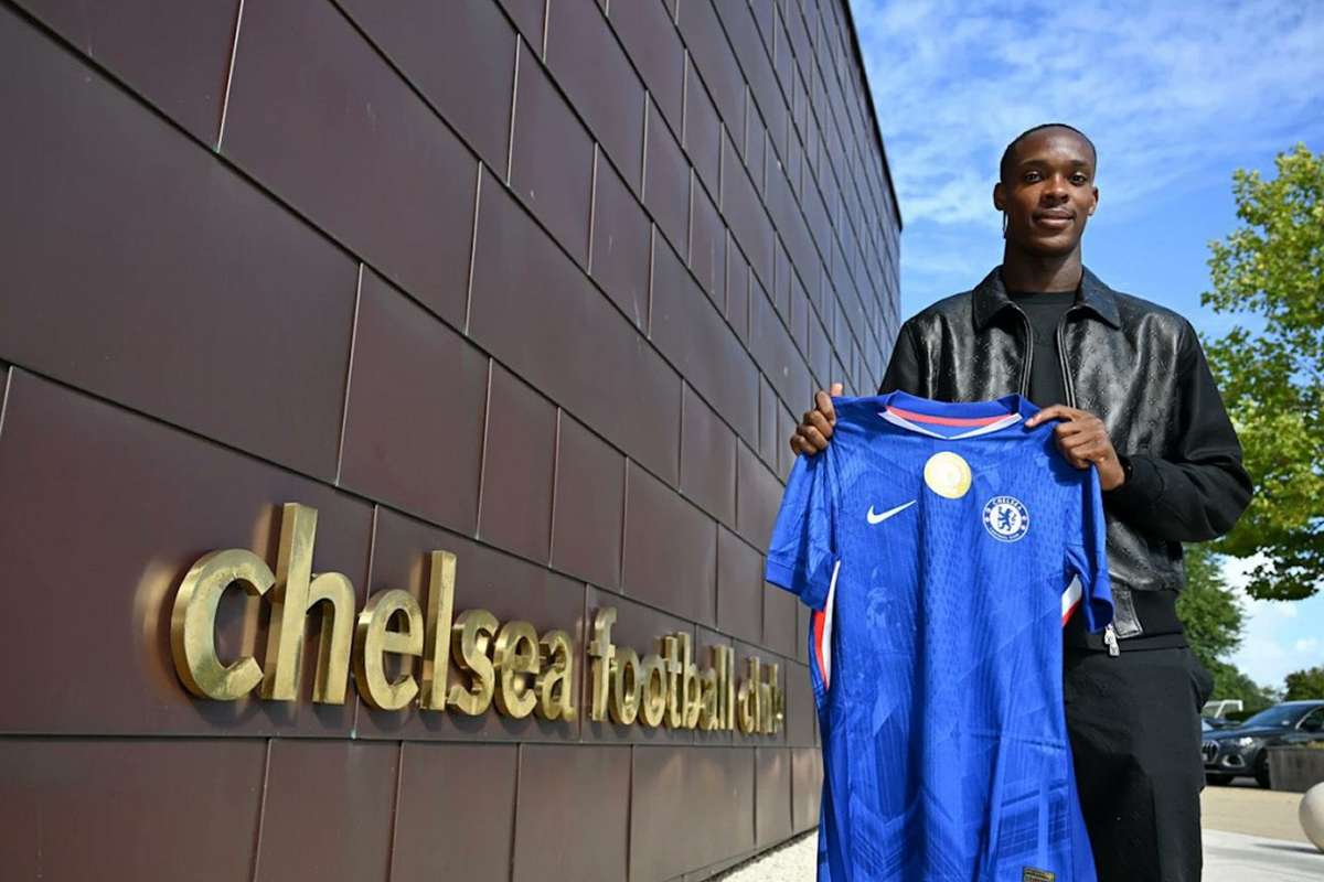 Coach Defends Emegha After Fan Backlash