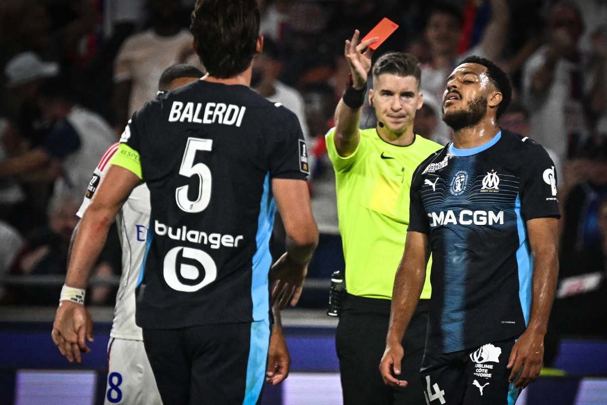 Lyon Secure Late Win Against 10-Man Marseille
