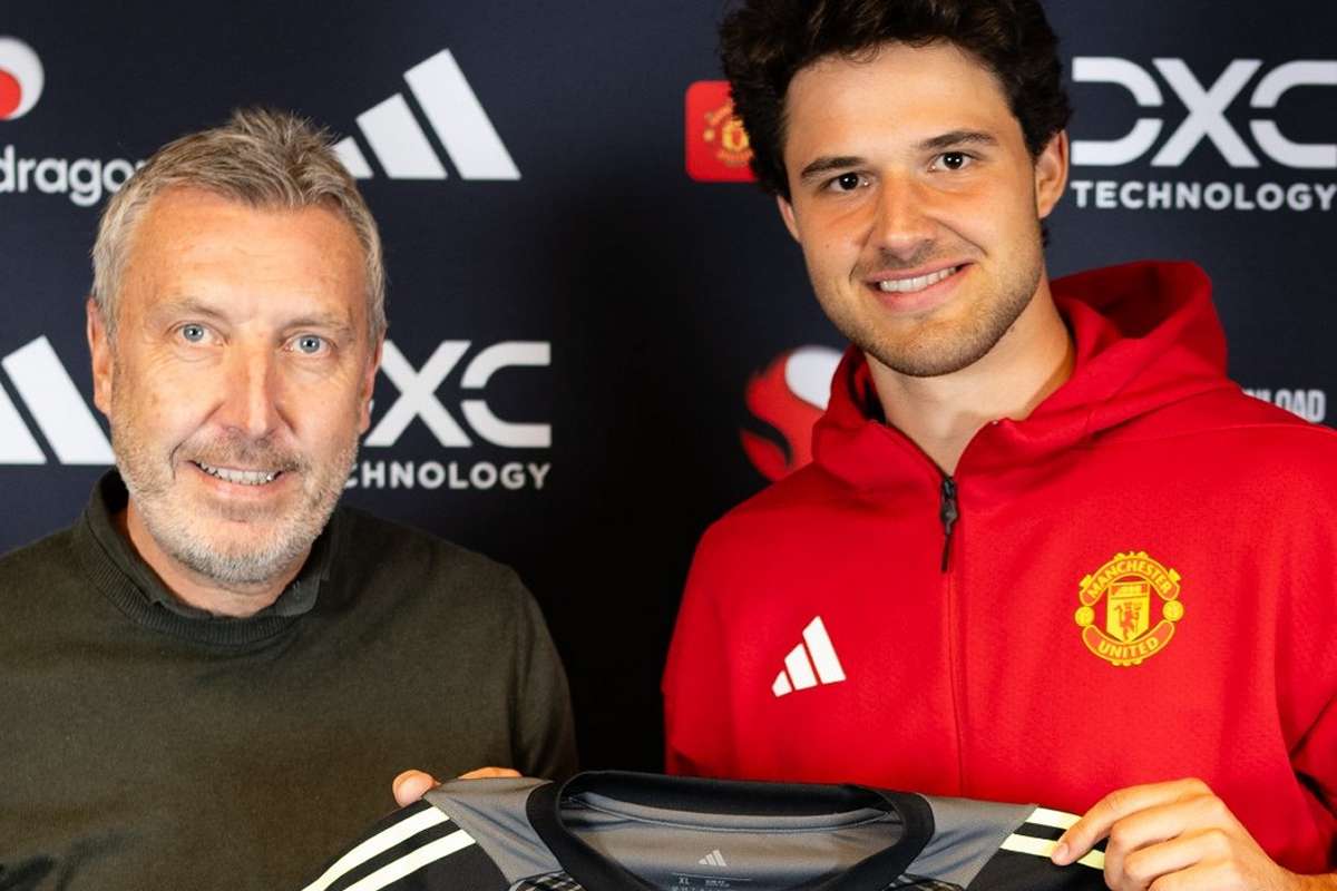 Man Utd Signed Lammens After Villa Deal Stalled