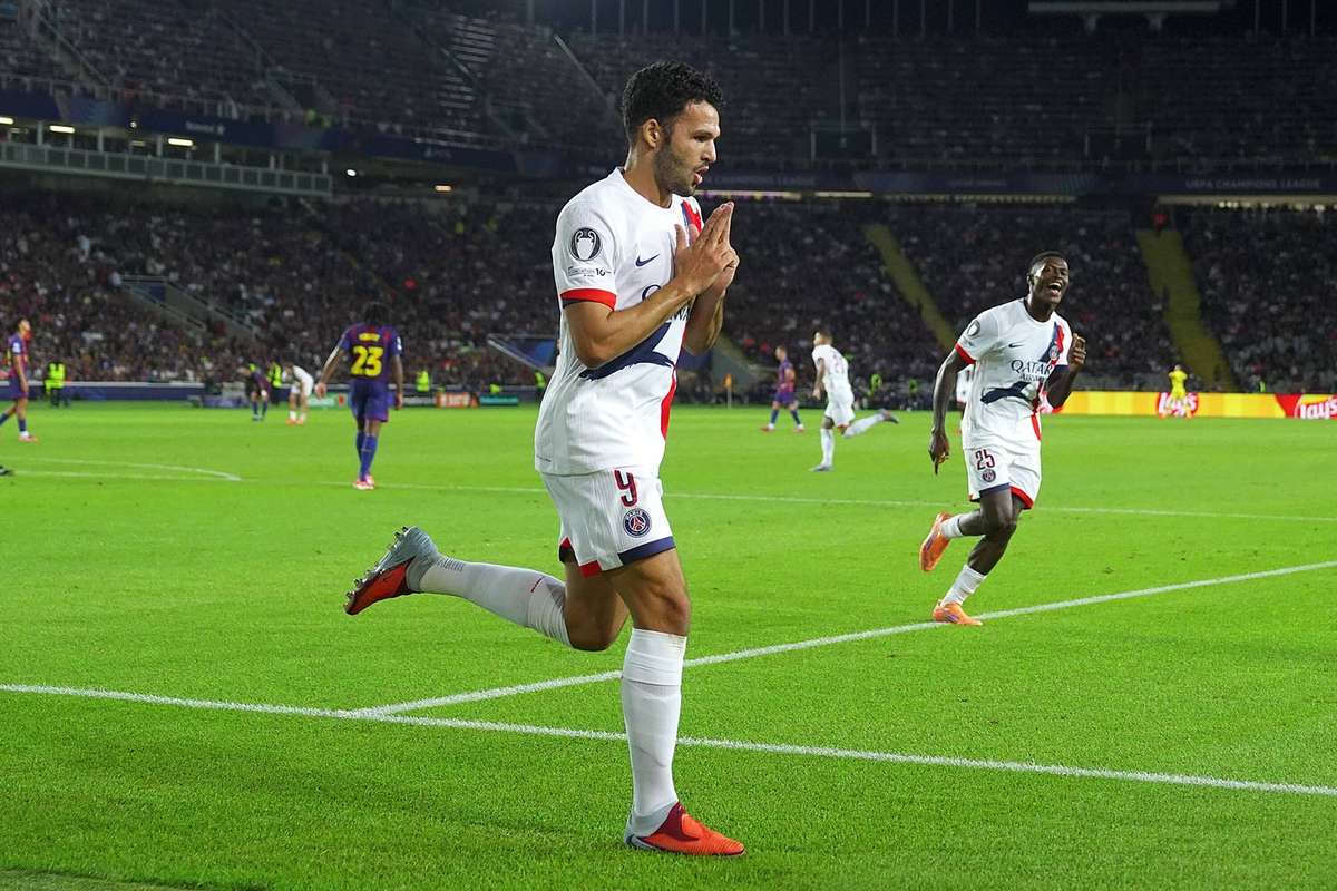 PSG's Late Goal Wins Historic Match Against Barcelona