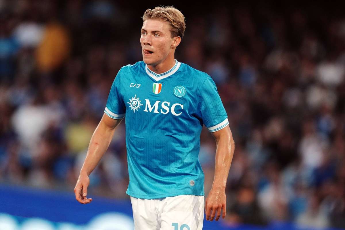 Hojlund Credits Conte for Positive Napoli Start