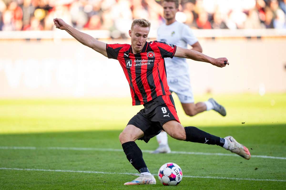 Udinese Signs Polish Striker Adam Buksa