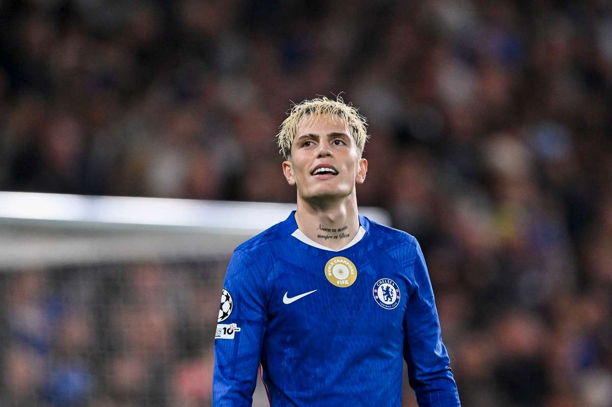 Garnacho Finds Champions League Joy at Chelsea After Man Utd Exit