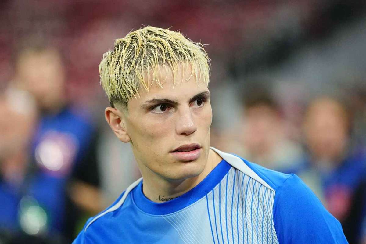 Garnacho Reflects on Chelsea's Bayern Defeat: We Will Learn