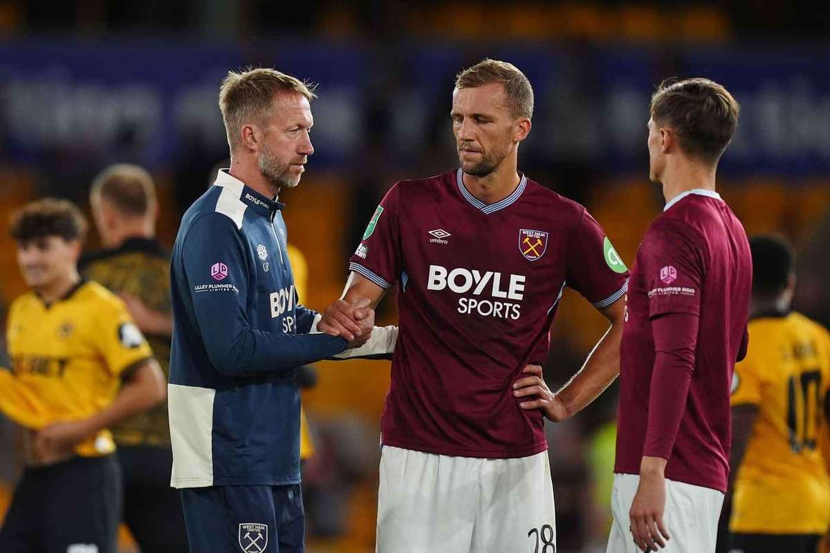 West Ham's Struggles Continue in Carabao Cup Exit